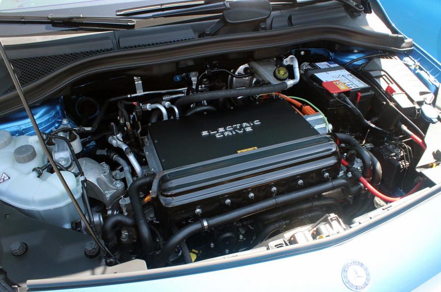  Mercedes-Benz B-Class Electric Drive 2014 года  (US) (фото 11 из 59)